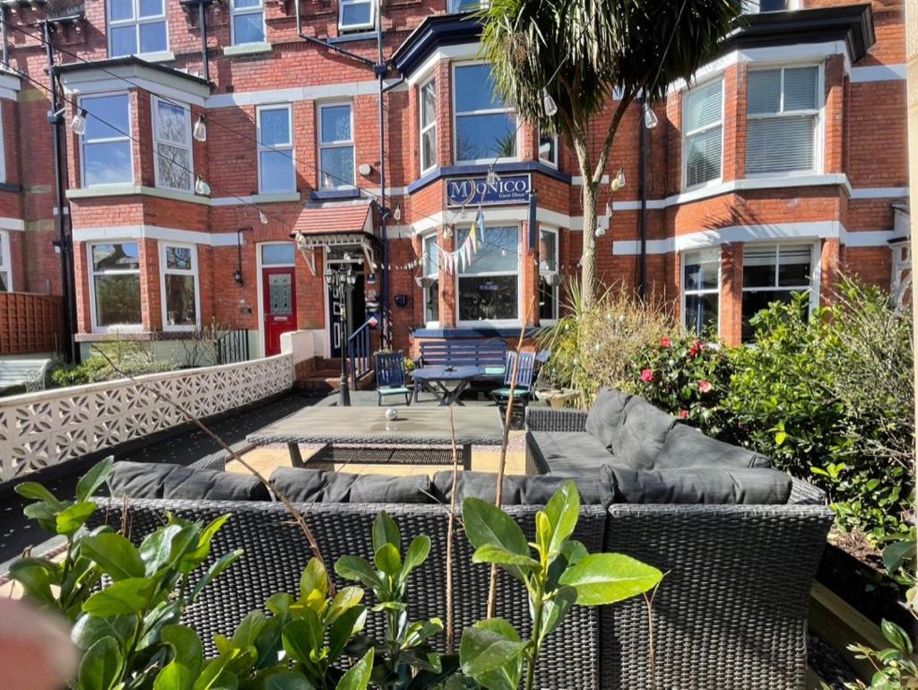 Guest house Monico 3*