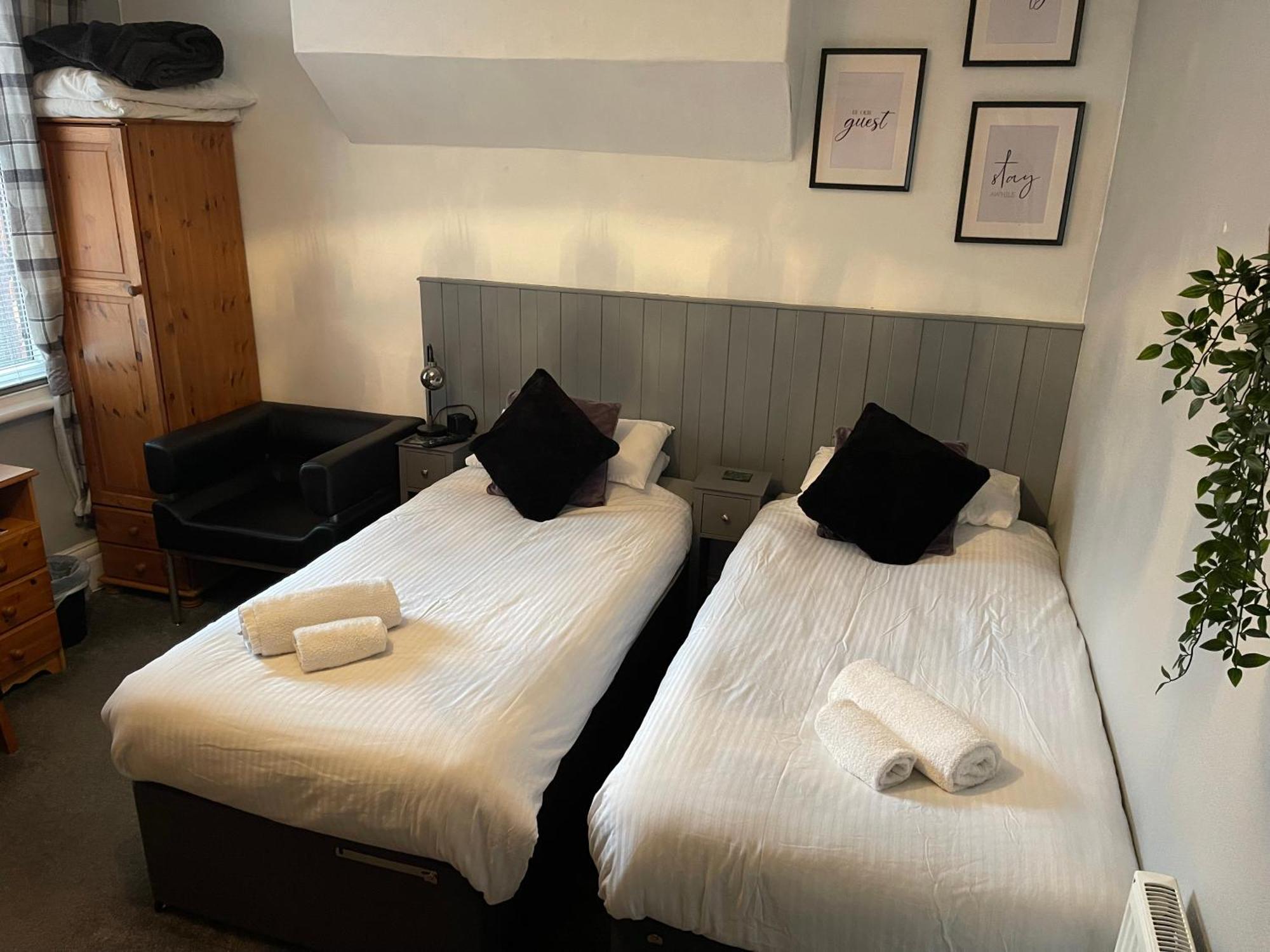 Guest house Monico Scarborough